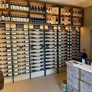 Bed & Breakfast And Wine Al Castello